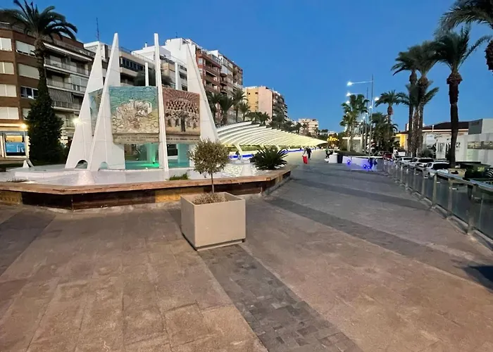 Apartment Flat 150m Away From *